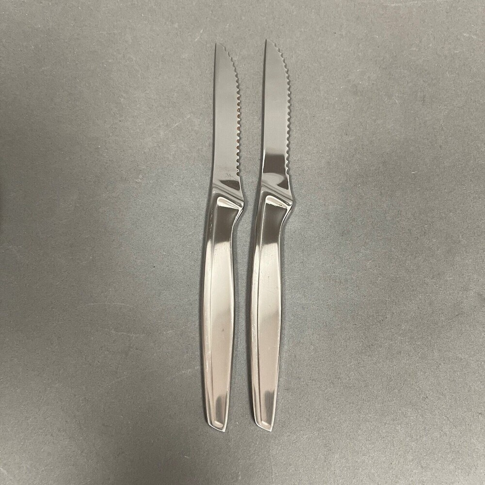 J. A. Henckels International Stainless Steel No Stain‎ Serrated Knives Lot of 2